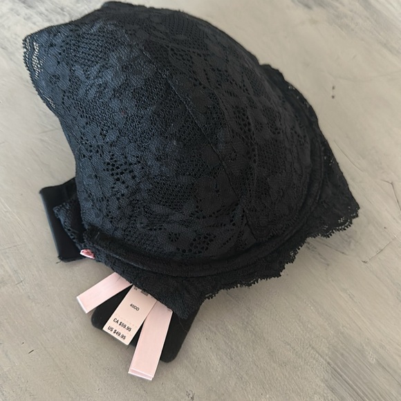 Victoria Secret DREAM ANGELS Lace Lightly Lined Plunge Bra Black Lace NWT - Picture 10 of 12